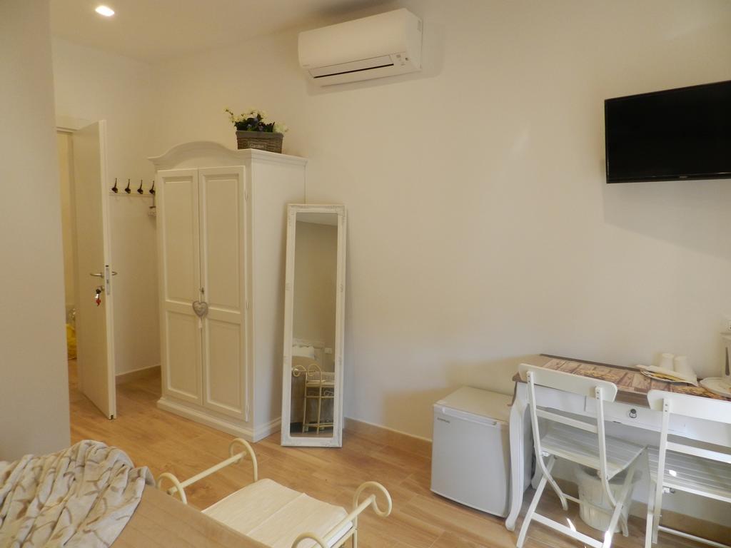 A 4 Passi Dal Mare Maison d'hôtes 2*